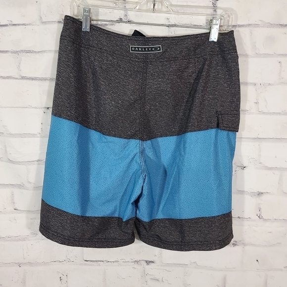 Oakley Drawstring Swim Trunks, 32 - Picture 2 of 3